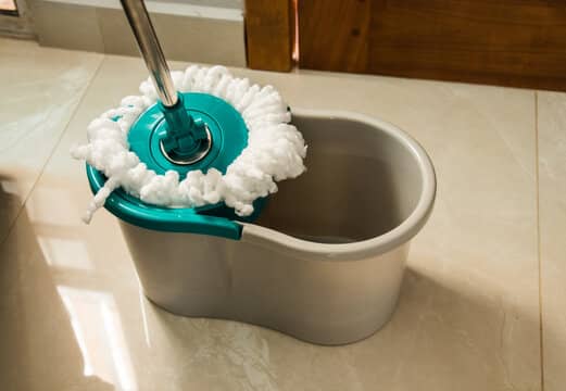 Types of Dry Mops and Their Uses (5 places To Use Them)